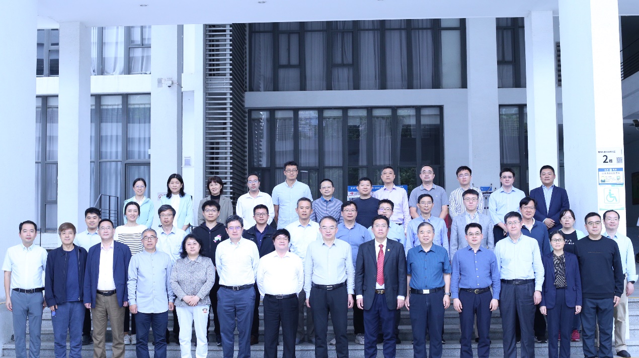 The School of Mathematical Sciences hosted the 2023 Academic Annual Conference of the Guangdong-Hong Kong-Macao (National) Applied Mathematics Center Shenzhen Sub-Center.